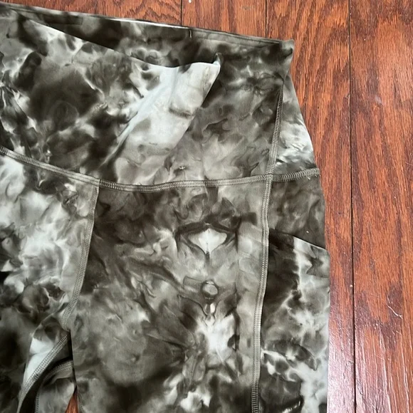 NWT Lululemon 28" Align HR Pants Diamond Dye Light Sage Army Green Dark Olive 8 - Picture 4 of 12